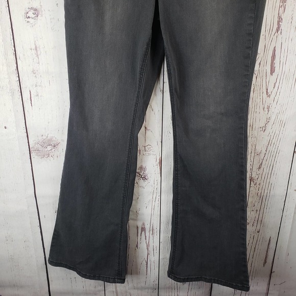 Gloria Vanderbilt All Around Slimming Jeans Womens Size 6 Bootcut Black - Picture 4 of 9